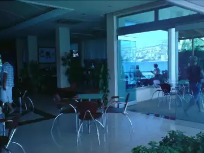 Royal Saranda - 18