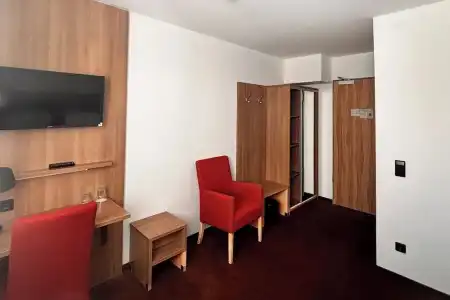Garner Stuttgart - Zuffenhausen by IHG - 85