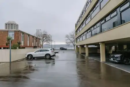 429 Apartments and Suites - 28