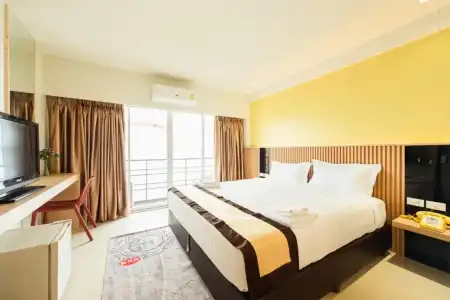 The Golden Ville Boutique & Spa - 205