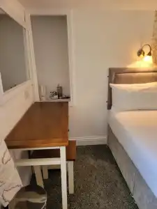 Atlantic Seafront Guest Accommodation - 38