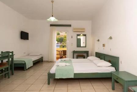 Elpis Studios & Apartments - 31