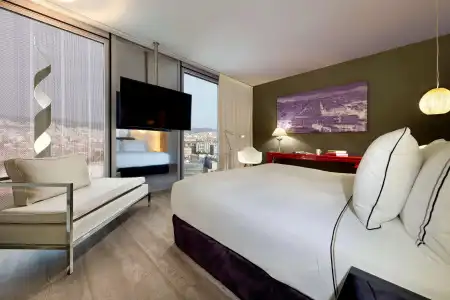 Meliá Barcelona Sky - 6