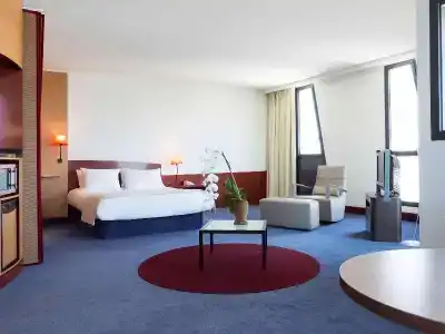 Novotel Suites Marseille Centre Euromed - 48