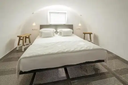 Art Santorini - 18