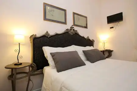 Amica Rome Guest House - 26