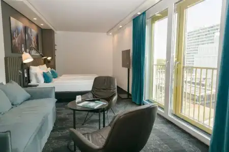 Motel One Berlin Ku'Damm - 58