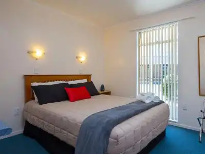 Middle Park Motel - 96