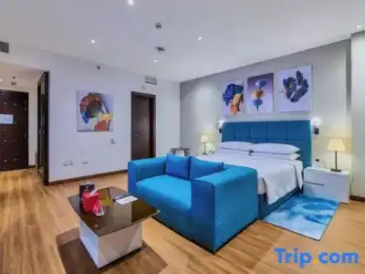 Ramada & Suites by Wyndham Dubai JBR - 43