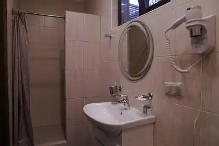 SPATIUM Wellness Center - 9