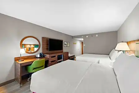 Hampton Inn by Hilton Los Angeles Airport - 69