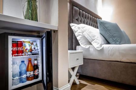 Ungherese Small Luxury - 44