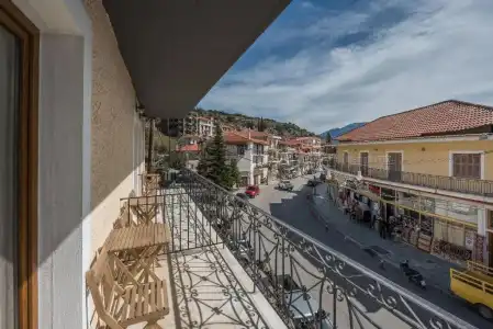 Arahova Inn - 9