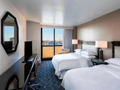 Sheraton Norfolk Waterside - 90