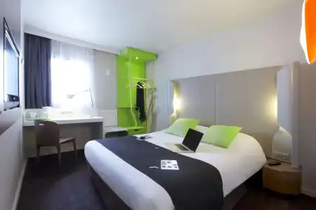 Campanile Toulouse Ouest - Purpan - 38