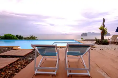 Koh Ngai Cliff Beach Resort - 16
