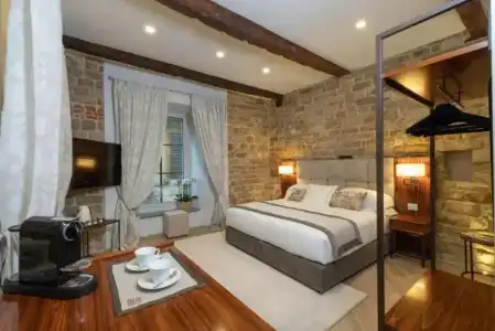 Donati Luxury Tower Suites - 88