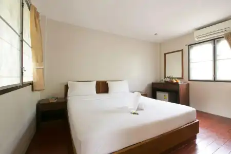 Thong Takian Resort - 16