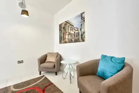 Barrakka Suites - 13