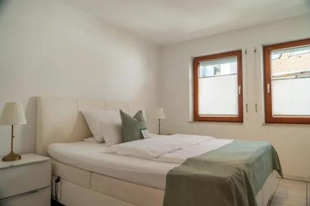 & Restaurant Zum Reussenstein - 80