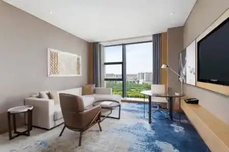 Courtyard by Marriott Zhengzhou Airport - 54