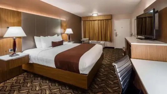 Best Western Airport Plaza – LAX Airport LA Stadium - 43