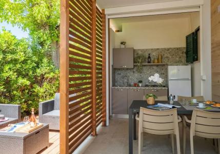Club Del Sole Stork Family Collection - 188
