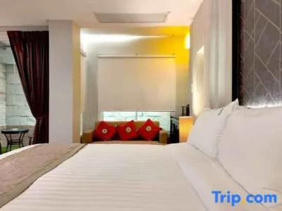 iCheck inn Residences Sukhumvit 20 - 20