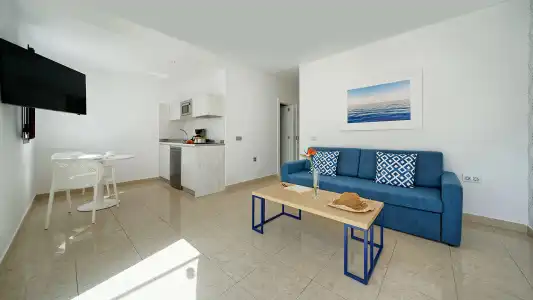 Broncemar Beach Suites - 25