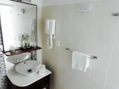 Massilia Hôtel - 56