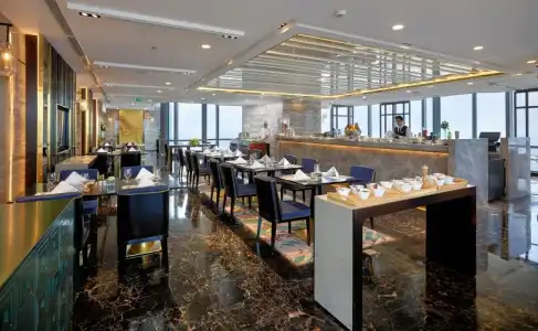 Vinpearl Landmark 81, Autograph Collection - 34