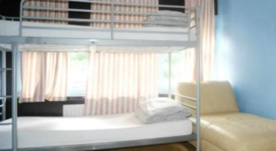 Kensal Green Backpackers 1 - 36