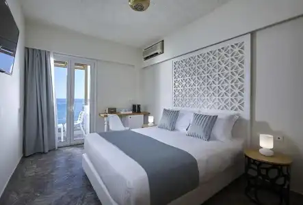 Vasia Boulevard (Adults Only) - 22