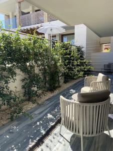 Sandalia Boutique - Adults Only - 32