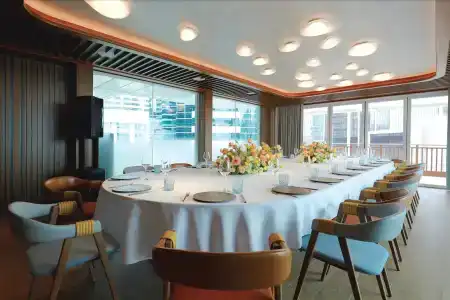 JW Marriott - 25