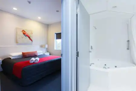 Aubyn Court Spa Motel - 78