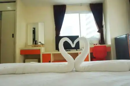The Cosy River - 185