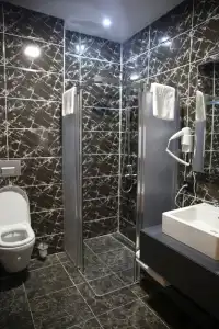 Metro City Apartments - 6
