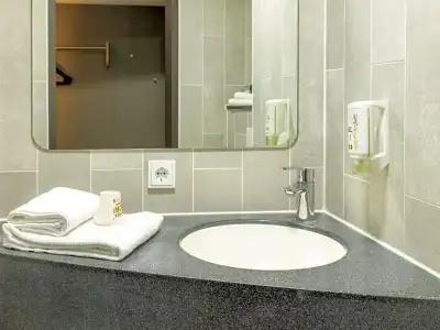 B&B Mannheim-Neuostheim - 23