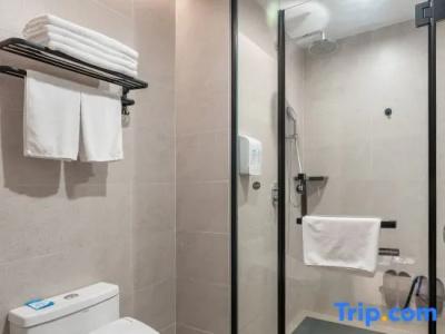 Route Inn Hakata Ekimae - 63