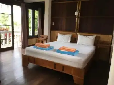 Lake View Bungalows - 5