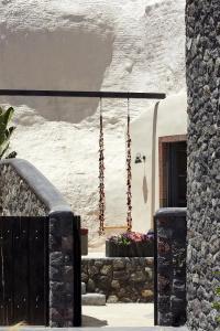 White Pearl Cavalieri - Adults Only - 54