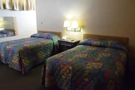Imperial Motel - 5