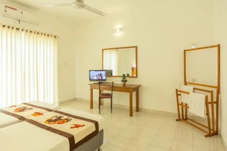Tamarind Tree Inn. - 41