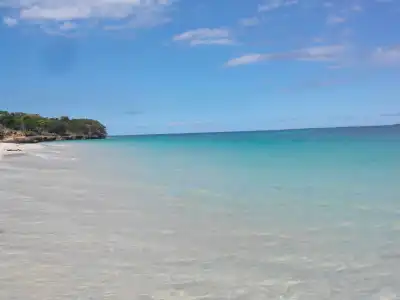 Sunrise Beach Resort - 9