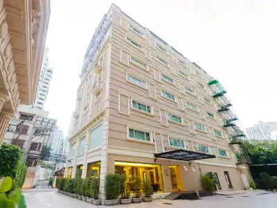 Kingston Suites - 0