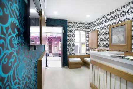 La Pazza Suites - 11