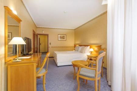 Trianon Rive Gauche - 6