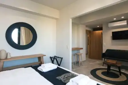 Chapter 02 Gallery Suites - 36