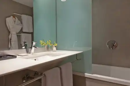 Alexandra Barcelona, Curio Collection by Hilton - 10